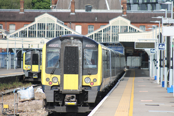 450025+450077 at Portsmouth and Southsea