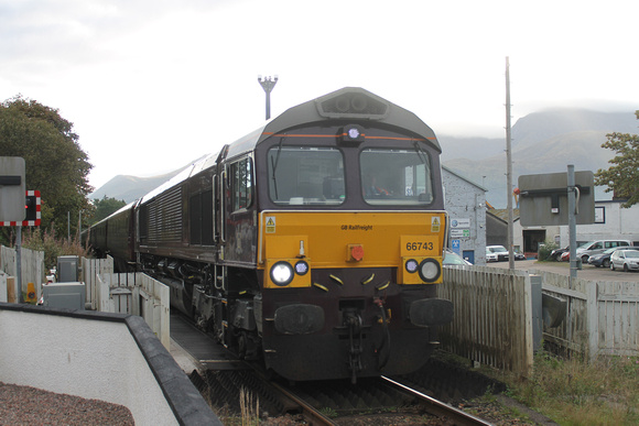 66743 tnt 66746 at Corpach