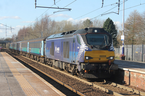 68006 at Holytown