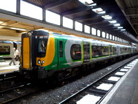 350111 at London Euston