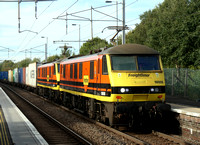 90008+90011 at Coatbridge Central