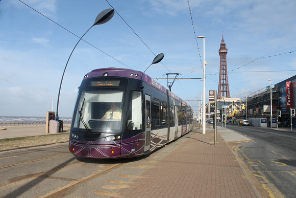 008 at Central Pier